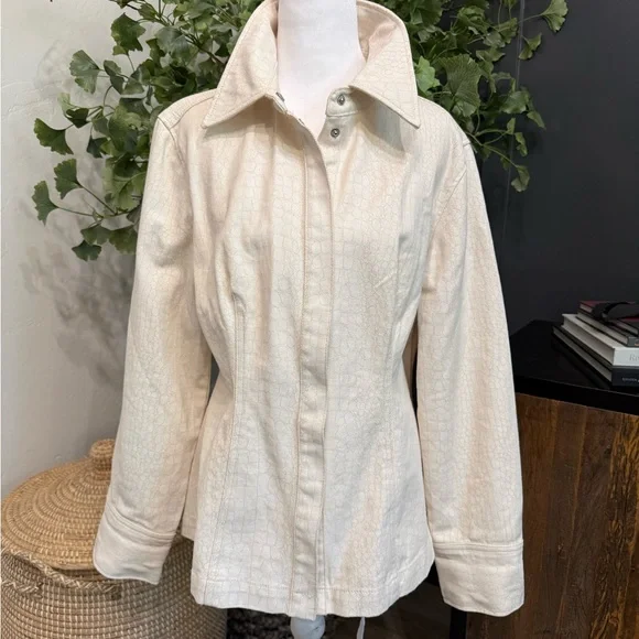 H&M Beige Divided Apparel - Picture 1 of 9